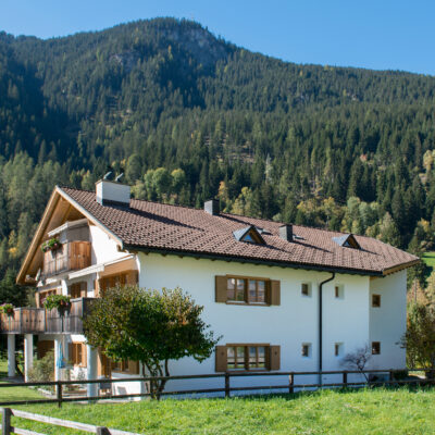 Ferien Haus Muntschi Aussenansicht